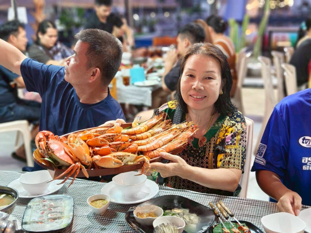 เช่ารถตู้ รถตู้เช่า น่าน พร้อมคนขับ